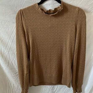 NWT~Adrianna Papell: Camel colored Cable knit high hem sweater- size M